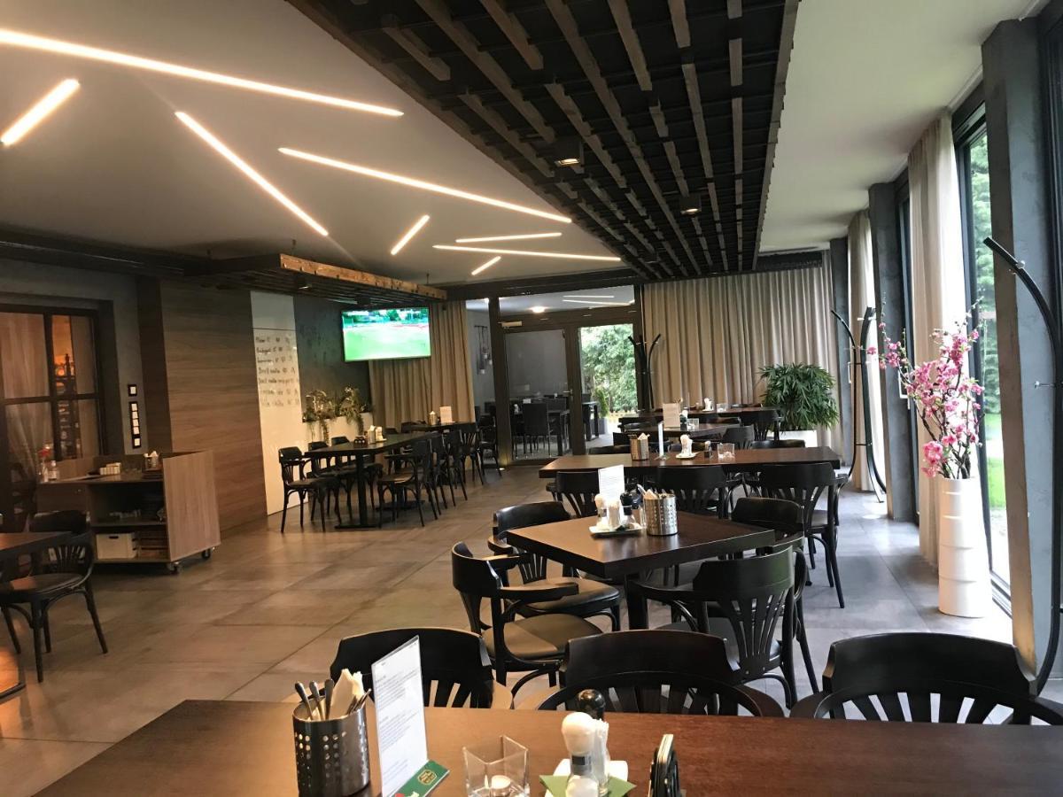 Restaurace A Penzion U Klasku Olomouc Dış mekan fotoğraf
