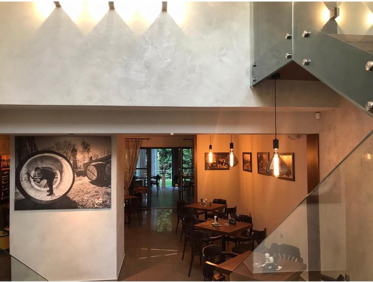 Restaurace A Penzion U Klasku Olomouc Dış mekan fotoğraf